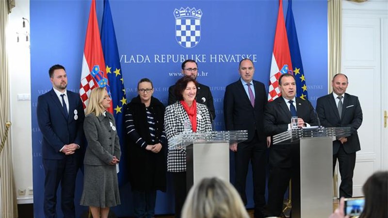 Vlada će kao i dosad ulagati u poboljšanje statusa hrvatskih liječnika